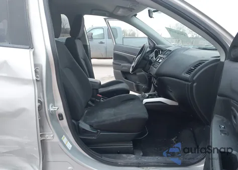 2014 Mitsubishi Outlander Sport Es z USA, uszkodzony, nr VIN 4A4AR3AU3EE003653